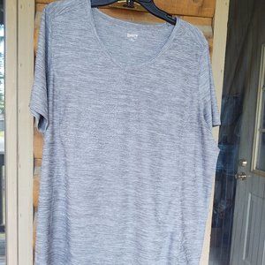 Women's Plus Armachillo Short Sleeve T-Shirt GRAY